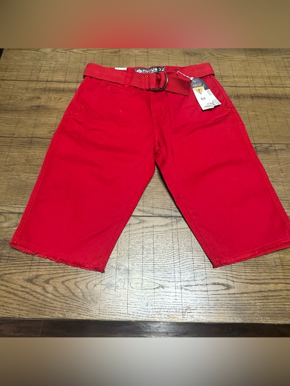 Red Men’s Casual Shorts with Belt NEW 32 Waist